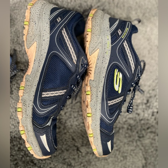 Two pair sketcher sneakers - Picture 11 of 15